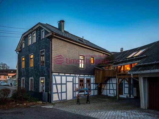 Mehrfamilienhaus zum Kauf 108.499 € 7 Zimmer 134 m² 477 m² Grundstück Suhl 98528