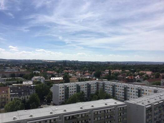 Studio zur Miete 302 € 1 Zimmer 26,9 m² 12. Geschoss frei ab 31.08.2026 Rosenbergstr. 12 Gruna Dresden 01277