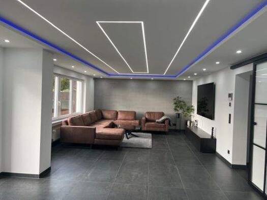 Einfamilienhaus zum Kauf 875.000 € 8 Zimmer 220 m² 600 m² Grundstück Dittelbrunn 97456