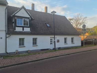 Reihenendhaus zum Kauf provisionsfrei 99.000 € 4 Zimmer 80 m² 200 m² Grundstück Friedensstr. 11 Rothenburg Wettin-Löbejün 06193