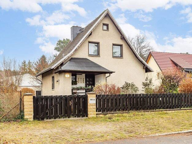 Einfamilienhaus zum Kauf 529.000 € 4,5 Zimmer 102,2 m² 617 m² Grundstück frei ab sofort Rahnsdorf Berlin 12589