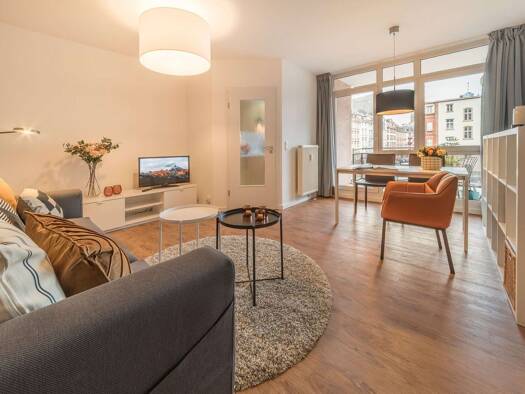 Wohnung zur Miete 1.450 € 2 Zimmer 40 m² 2. Geschoss frei ab 01.08.2026 Bahnhofsviertel Frankfurt am Main 60329