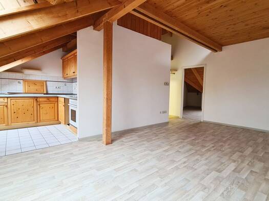 Wohnung zur Miete 315 € 2 Zimmer 45,9 m² 3. Geschoss Köthen 06366