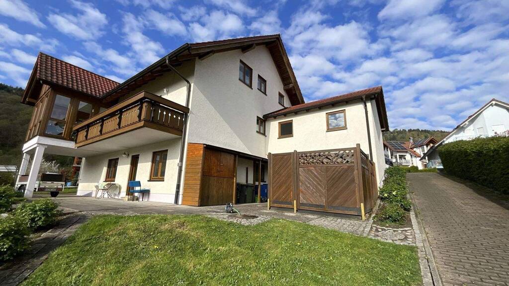 Einfamilienhaus zum Kauf 585.000 € 7 Zimmer 242 m² 801 m² Grundstück frei ab sofort Weisenbach 76599