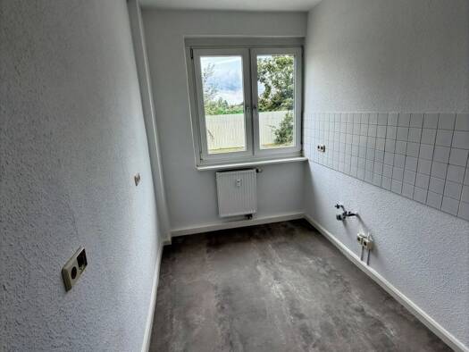 Wohnung zur Miete 354 € 2 Zimmer 58,3 m² frei ab sofort Dahmestraße 14 West Dessau-Roßlau 06842
