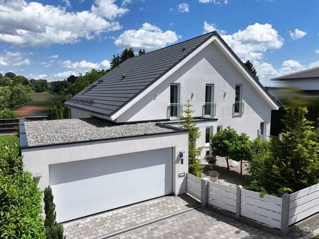 Einfamilienhaus zum Kauf provisionsfrei 1.056.000 € 5 Zimmer 251 m² 675 m² Grundstück frei ab sofort Pleiskirchen Pleiskirchen 84568