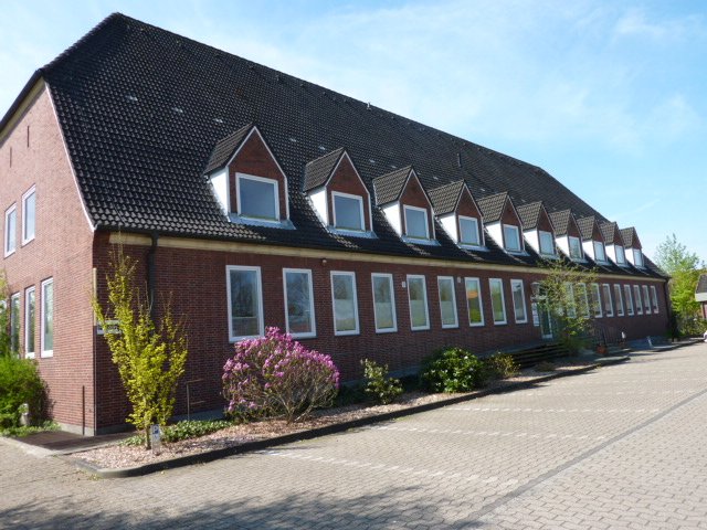 Bürofläche zur Miete 1.000 € 407 m²<br/>Bürofläche von 100 m² bis 300 m²<br/>Teilbarkeit Westerwischweg 87-89 Cuxhaven Cuxhaven 27474