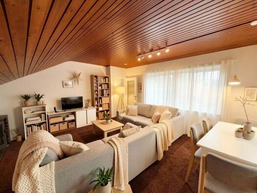 Wohnung zum Kauf 289.000 € 4 Zimmer 82 m² 4. Geschoss Bierstadt Bierstadt 65191