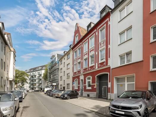 Mehrfamilienhaus zum Kauf als Kapitalanlage geeignet 1.390.000 € 873 m² 1.080 m² Grundstück Huttrop Stadtbezirk I 45138