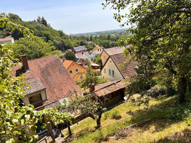 Einfamilienhaus zum Kauf 395.000 € 6 Zimmer 112 m² 1.061 m² Grundstück Donaustauf Donaustauf 93093