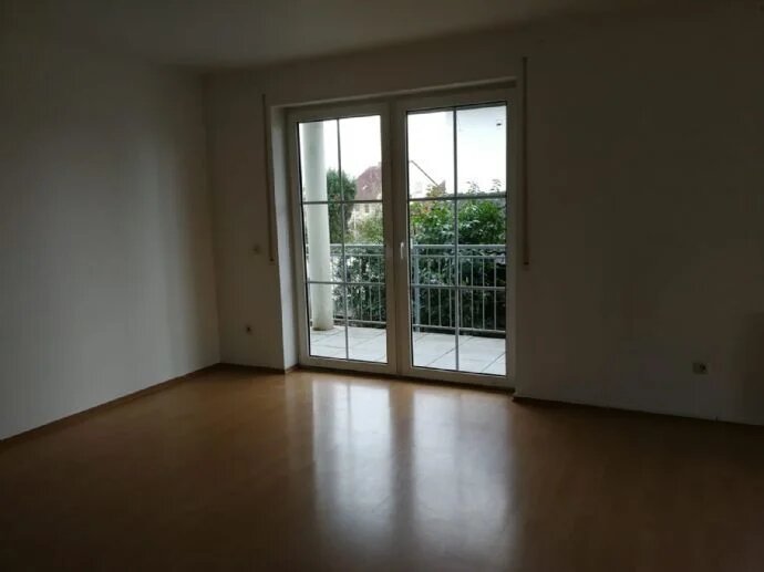 Wohnung zur Miete 850 € 3,5 Zimmer 94 m²<br/>Wohnfläche 2.<br/>Geschoss 01.12.2024<br/>Verfügbarkeit Am Steinbruch Biebelried Biebelried 97318