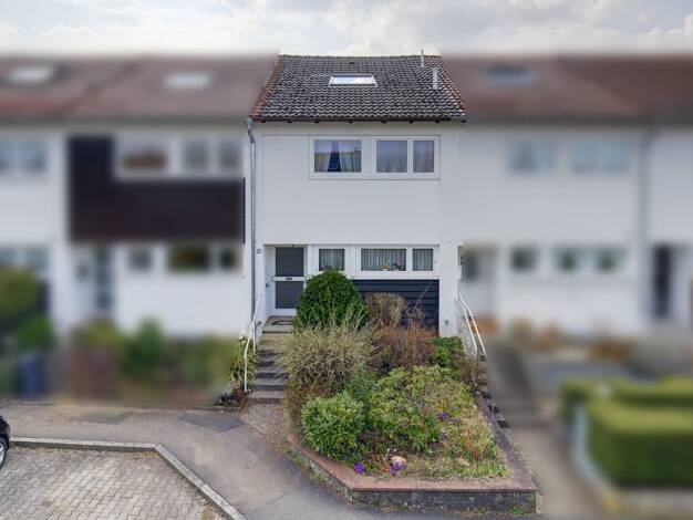 Reihenmittelhaus zum Kauf 395.000 € 4,5 Zimmer 143,1 m² 174 m² Grundstück frei ab sofort Neukatzwang Südliche Außenstadt 90453