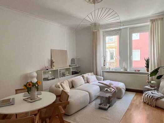 Wohnung zur Miete 1.230 € 2 Zimmer 67 m² Geschoss 1/1 frei ab 11.10.2026 Süd Süd 70180