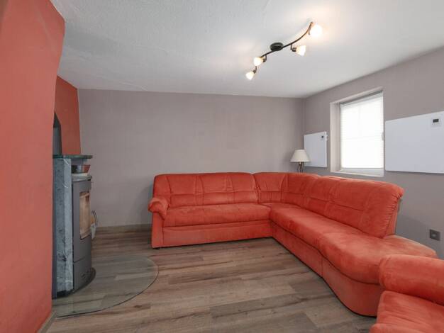Einfamilienhaus zum Kauf 139.000 € 2 Zimmer 86,5 m² 318 m² Grundstück Öschelbronn Niefern-Öschelbronn 75223