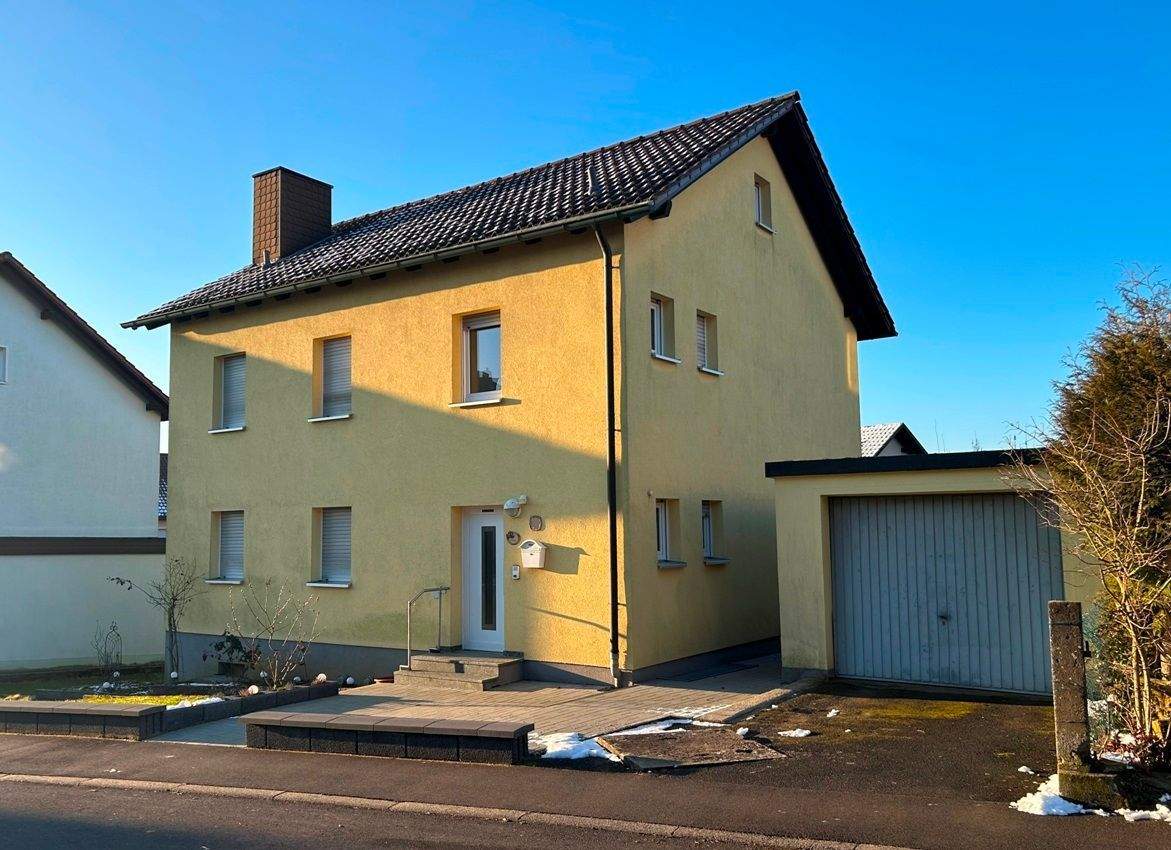 Immobilie in Schonungen - Schonungen OT - SOFORT VERFÜGBAR – Gemütlich wohnen mit schönem Grundstück – optimal für Ihre Familie! - Bild 1