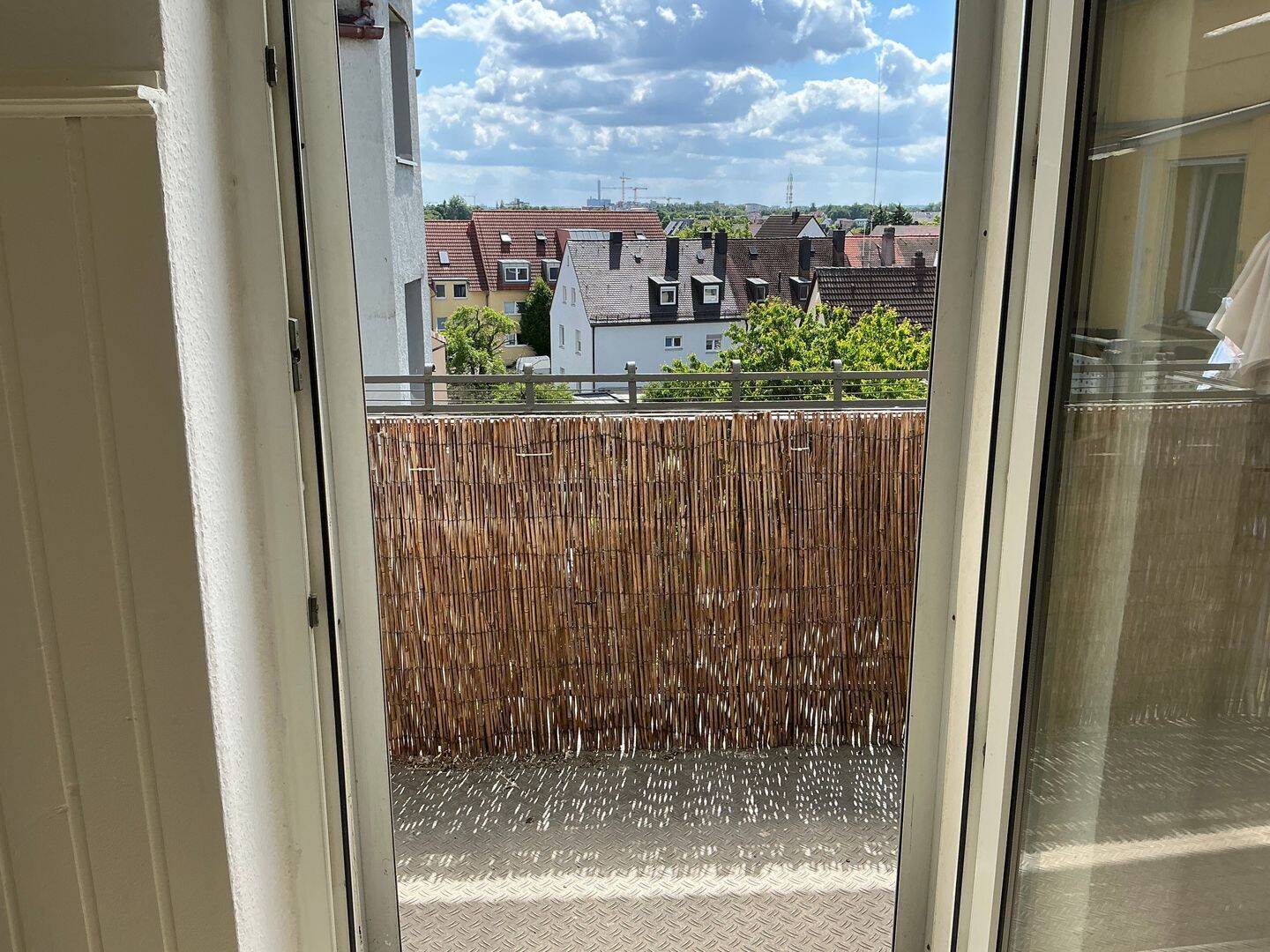 Lichtdurchflutete helle Altbauwohnung – Nürnberg – Vorschaubild 10