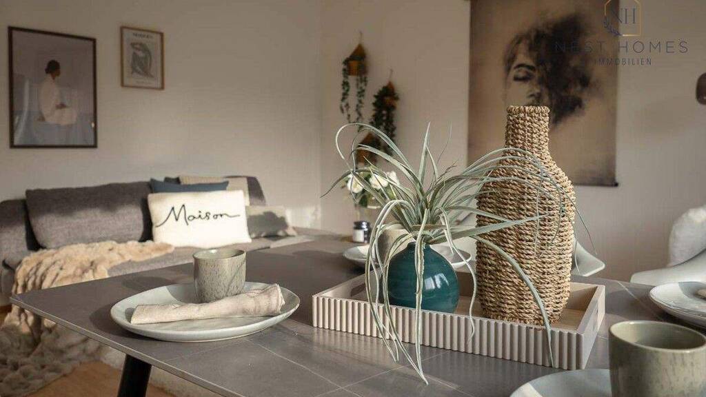 Immobilie in Engen - Stilvoll Wohnen - traumhafte  3-Zimmer-Wohnung Top Lage Engen inkl. Balkon und Garage - Bild 0