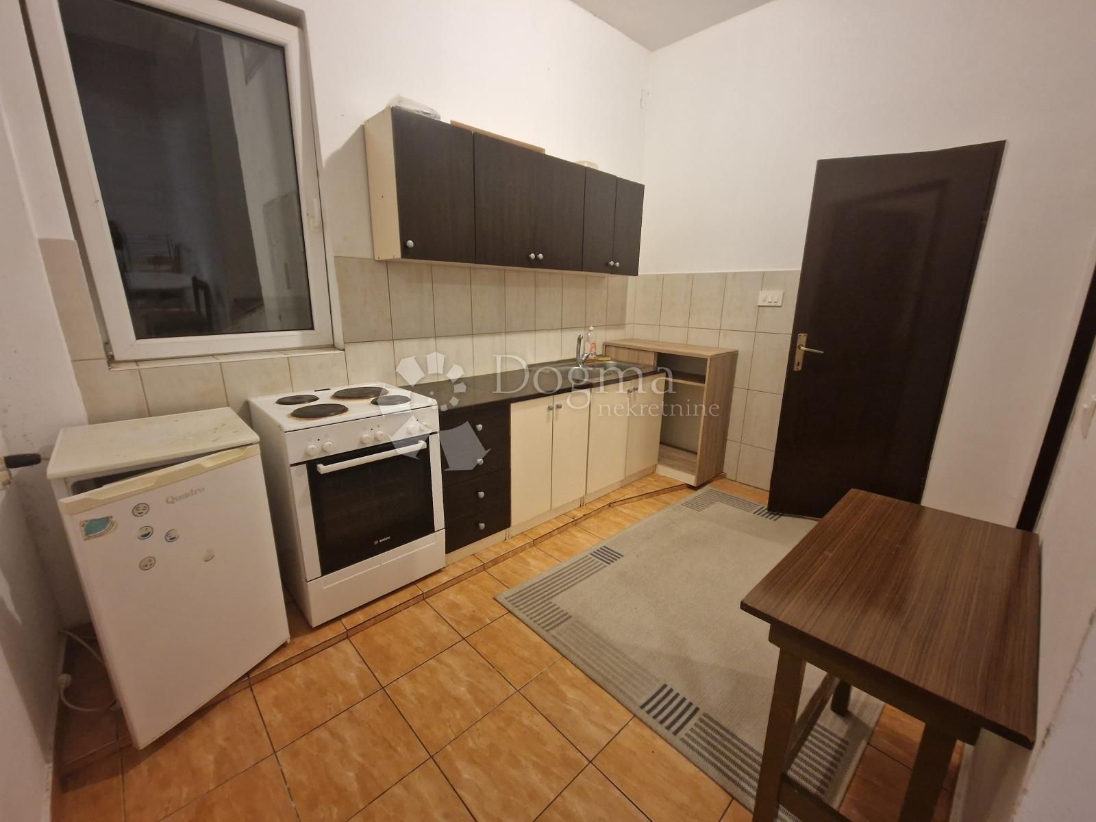 Wohnung zur Miete 700 € 2 Zimmer 50 m²<br/>Wohnfläche Zamet 51000