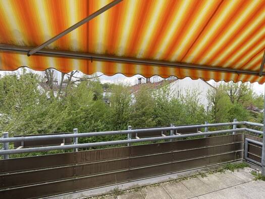 Wohnung zur Miete 1.650 € 4,5 Zimmer 141 m² Dachgeschoss, 3. Geschoss frei ab sofort Bietigheim-Bissingen 74321