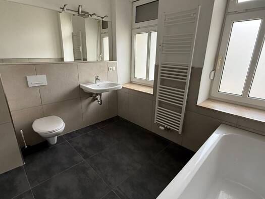 Wohnung zur Miete 598 € 4 Zimmer 100 m² Humboldtstraße 3 Yorckgebiet Sonnenberg 09130