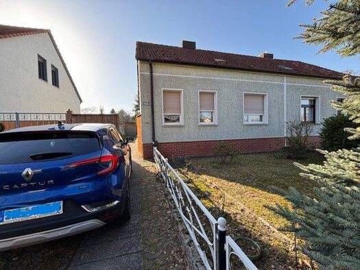 Doppelhaushälfte zum Kauf 135.000 € 4 Zimmer 130 m² 1.659 m² Grundstück Borstel Stendal 39576
