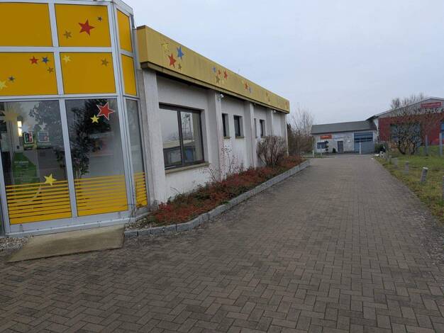 Mehrfamilienhaus zum Kauf als Kapitalanlage geeignet 355.000 € 2.084 m² Grundstück Dargun 17159