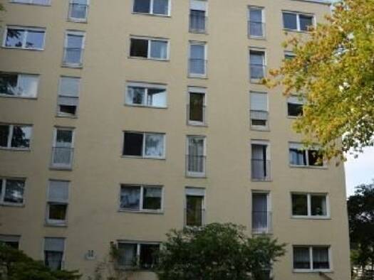 Studio zur Miete 360 € 2 Zimmer 37,6 m² 4. Geschoss Gabelsbergerstraße West Landshut 84034