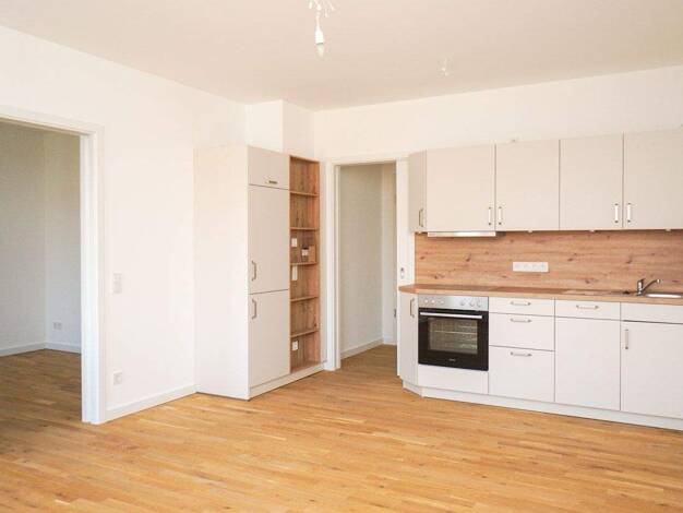 Wohnung zum Kauf 160.000 € 2 Zimmer 50,6 m² 3. Geschoss Karl-Liebknecht-Straße 8 Pirna Pirna 01796