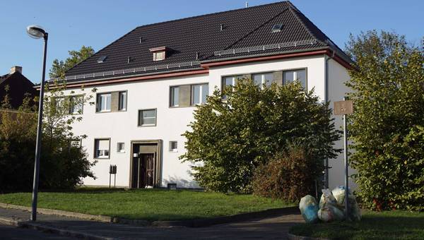 Wohnung zur Miete 700 € 3 Zimmer 83,6 m²<br/>Wohnfläche ab sofort<br/>Verfügbarkeit Fläminger Ufer Bitterfeld Bitterfeld-Wolfen 06749