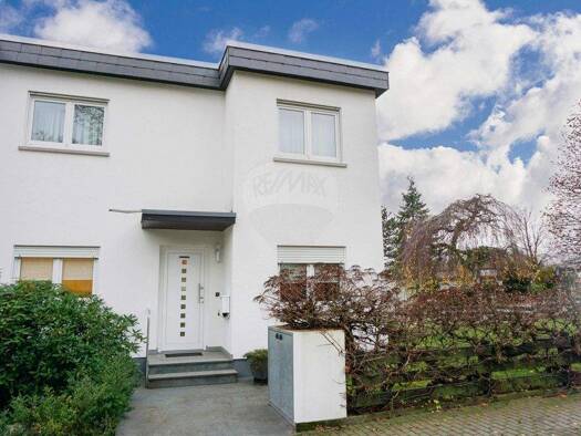 Reihenendhaus zum Kauf 795.000 € 6 Zimmer 159 m² 451 m² Grundstück Bad Homburg Bad Homburg vor der Höhe 61350