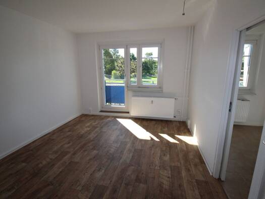 Wohnung zur Miete 370 € 3 Zimmer 70,4 m² 4. Geschoss frei ab sofort Oswald-Schmidt-Straße 7 Ebersbach Ebersbach-Neugersdorf 02730