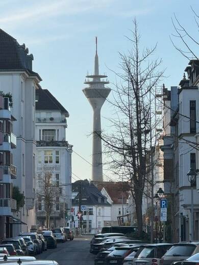 Wohnung zum Kauf 595.000 € 3 Zimmer 84 m² 3. Geschoss frei ab sofort Leostr. 12 Oberkassel Düsseldorf 40545