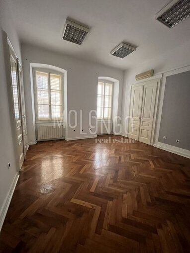 Wohnung zur Miete 1.200 € 4 Zimmer 95 m² 2. Geschoss Center