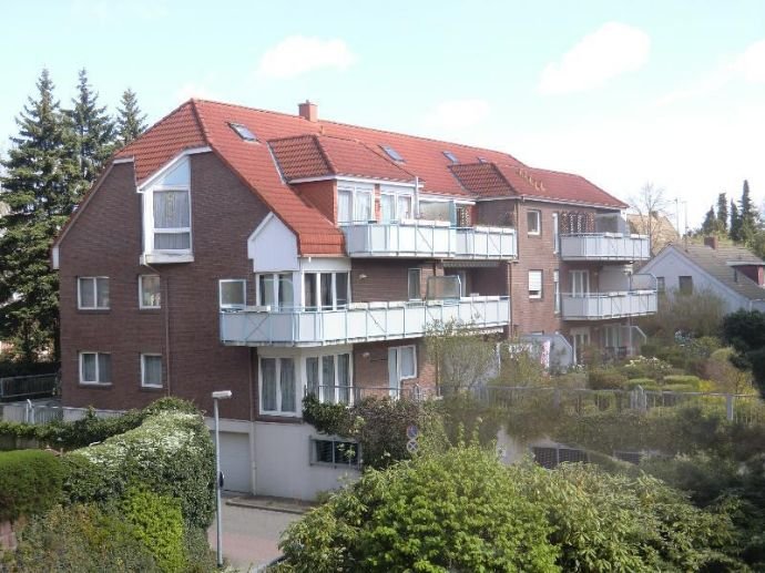 Wohnung zur Miete 560 € 3 Zimmer 67 m²<br/>Wohnfläche 01.01.2025<br/>Verfügbarkeit Leer Leer 26789