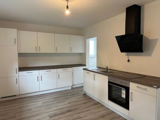 Wohnung zur Miete 1.350 € 4 Zimmer 105 m² Geschoss 1/3 frei ab 01.11.2026 Heining Passau 94036