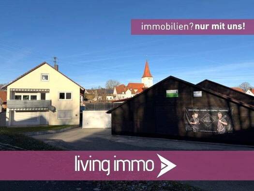 Mehrfamilienhaus zum Kauf als Kapitalanlage geeignet 7 Zimmer 1.409 m² 2.294 m² Grundstück Traunfeld Lauterhofen 92283