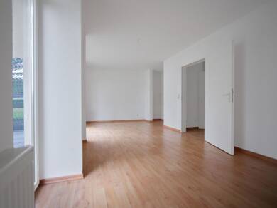 Terrassenwohnung zur Miete 360 € 1 Zimmer 36,8 m² 1. Geschoss frei ab sofort Lessingstraße 10 Oschatz Oschatz 04758
