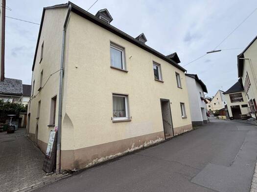 Einfamilienhaus zum Kauf 130.000 € 6 Zimmer 221 m² 1.041 m² Grundstück Lösnich 54492