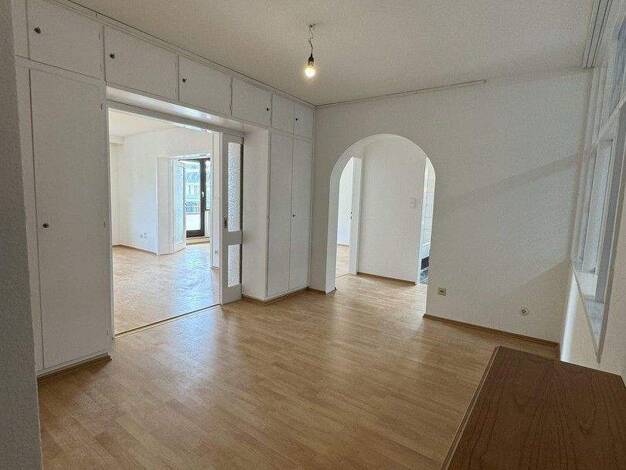 Wohnung zur Miete 1.850 € 3 Zimmer 100 m² 4. Geschoss frei ab 01.03.2026 Wiesenau 21 Westend-Süd Frankfurt am Main 60323