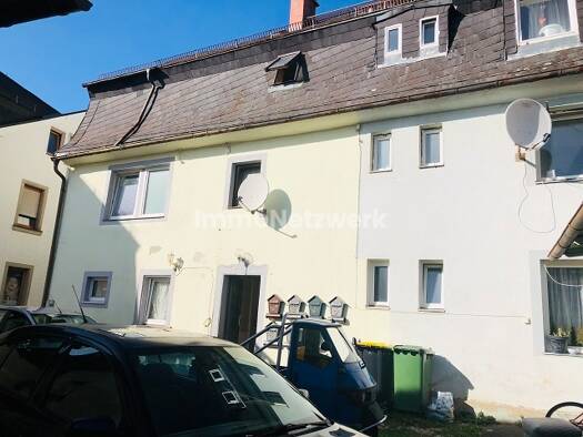 Mehrfamilienhaus zum Kauf 350.000 € 15 Zimmer 460 m² 800 m² Grundstück Selb 95100