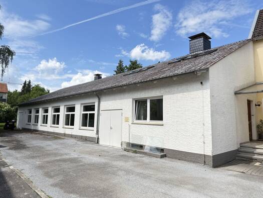 Lagerhalle zur Miete 1.044 € 290 m² Lagerfläche Innenstadt Detmold 32756