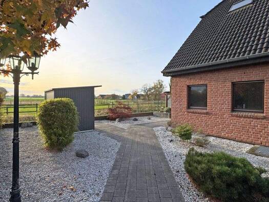 Doppelhaushälfte zum Kauf 349.000 € 3 Zimmer 94,4 m² 297 m² Grundstück Lackhausen Wesel 46485