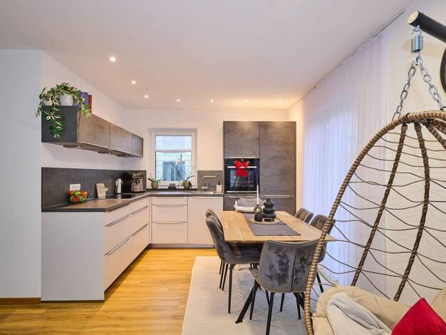 Wohnung zum Kauf 379.000 € 3 Zimmer 81,7 m² Gstütt Straubing 94315