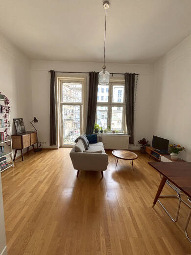 Wohnung zur Miete 795 € 2 Zimmer 69,1 m² 2. Geschoss frei ab 15.09.2025 Königstraße 78 Innenstadt Lübeck 23552