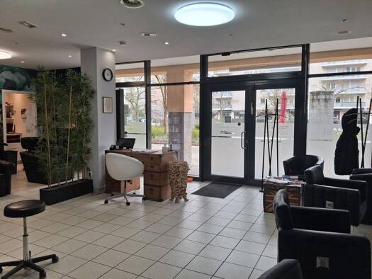 Laden zum Kauf provisionsfrei 390.000 € 1 Zimmer 68 m² Verkaufsfläche Bockenheim Innenstadt II 60486