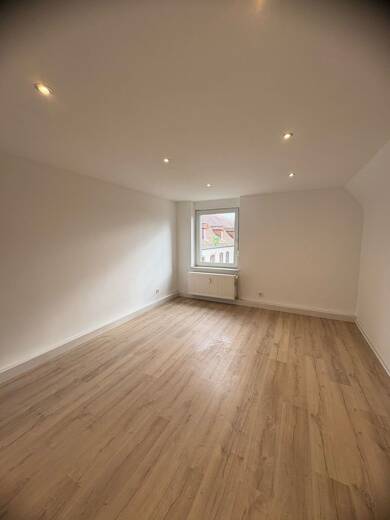 Wohnung zur Miete 495 € 2 Zimmer 40 m² Dachgeschoss Fraulautern Saarlouis / Fraulautern 66740