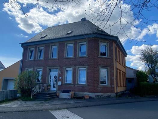 Haus zum Kauf 385.000 € 5 Zimmer 300 m² 1.652 m² Grundstück Idar-Oberstein 55743
