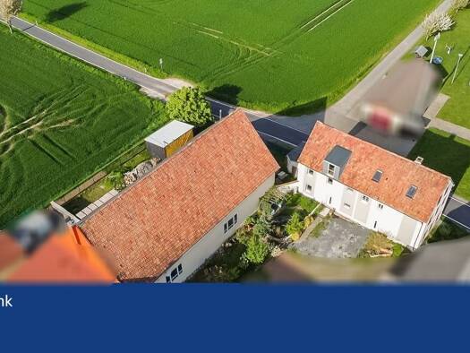 Doppelhaushälfte zum Kauf 129.000 € 9 Zimmer 160 m² 1.350 m² Grundstück Gröbschütz Seelitz 09306