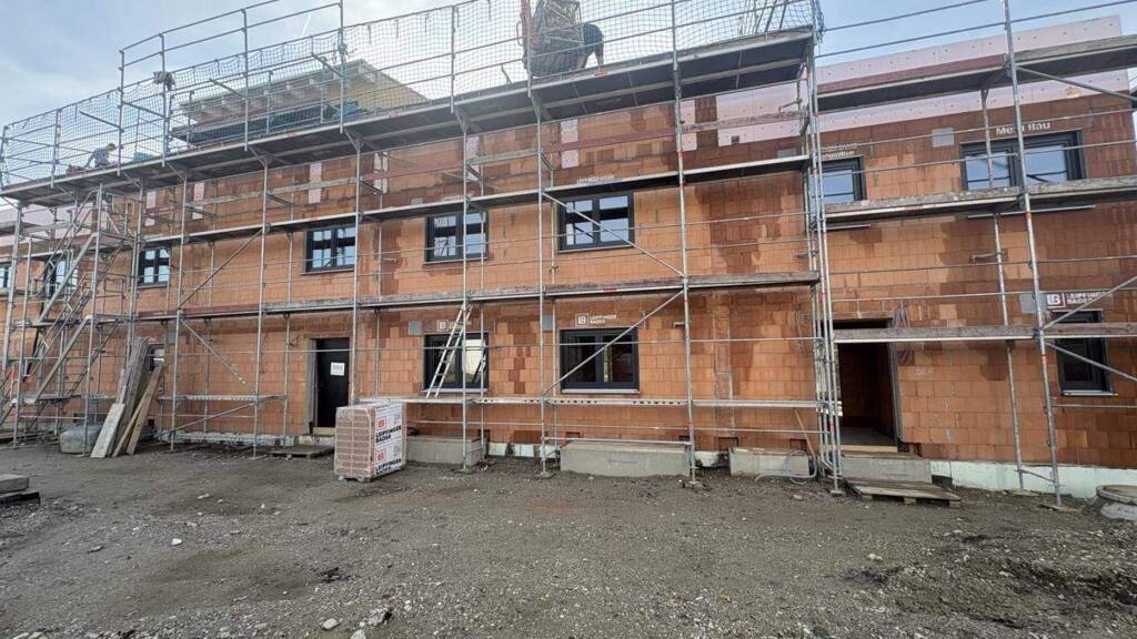 Wohnung zum Kauf - Erstbezug provisionsfrei 699.000 € 5 Zimmer 140,3 m² Ergolding 84030