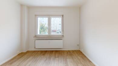 Wohnung zur Miete 215 € 1 Zimmer 24,3 m² 1. Geschoss Theodor-Roemer-Straße 3 Trotha Halle 06118